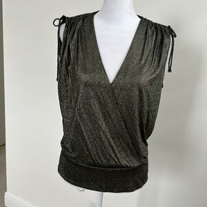 Worth. Sleeveless top with Black shimmery silver flack Rayon fabric Size 6